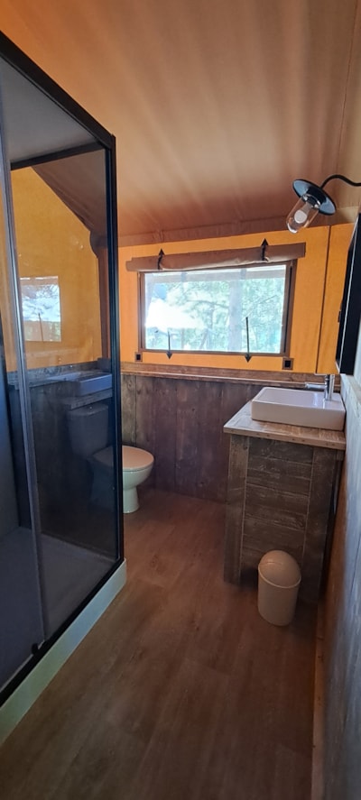 Prestige Plus Safari Tent - 3 bedrooms - 2 bathrooms - Sleeps 7