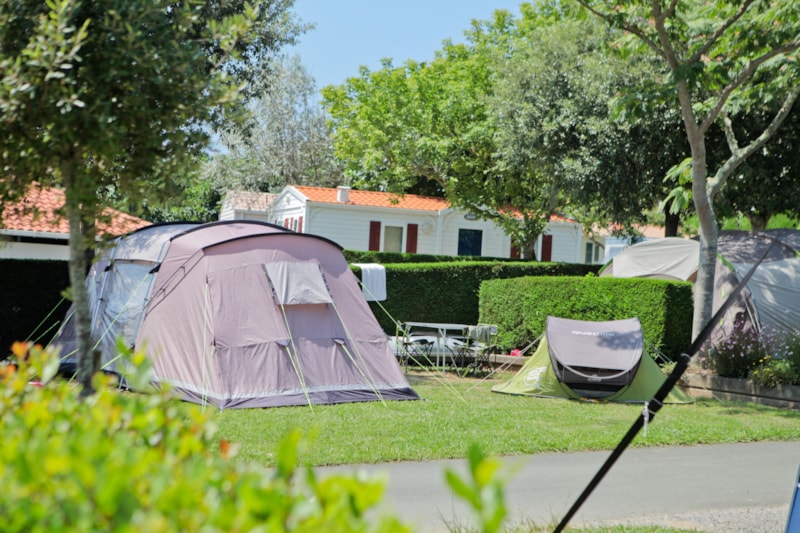 Emplacement de tentes à Bidart près de Biarritz
