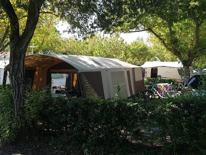 Emplacement Confort Avec Électricité 10A