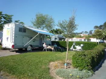 Stellplatz - Pitch Camping Card Acsi - Camping UR-ONEA