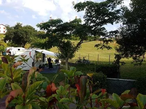 Emplacement Confort Avec Électricité 10A