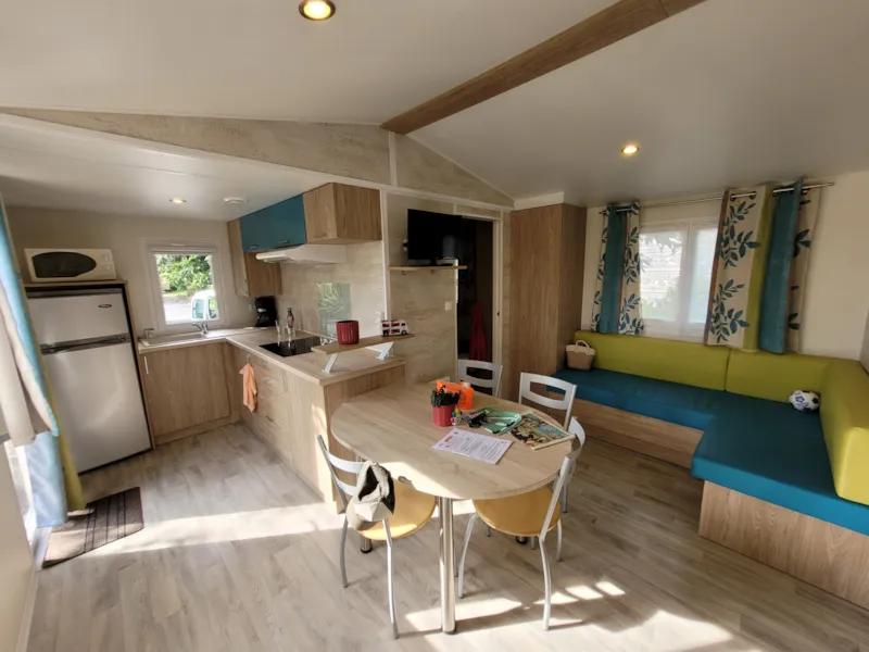 Mobil-Home Flores (4 Adultes Et 1 Enfant De Moins De 16 Ans)