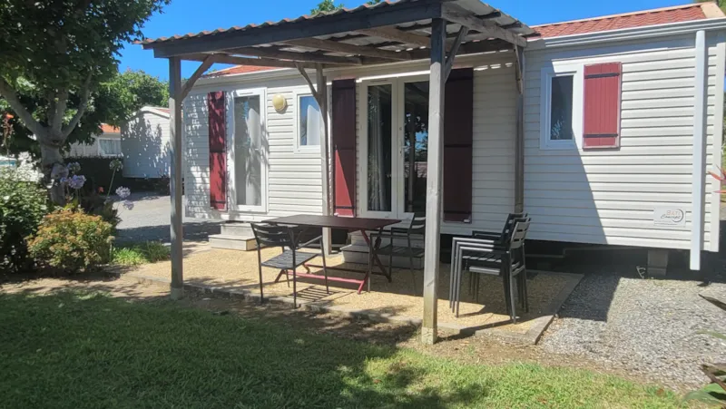 Mobil-Home Flores (4 Adultes Et 1 Enfant De Moins De 16 Ans)