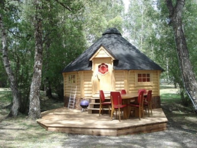 Refuge - Hut spirit - 6 persons - No water or sanitary facilities