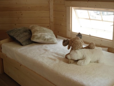 Refuge - Hut spirit - 6 persons - No water or sanitary facilities