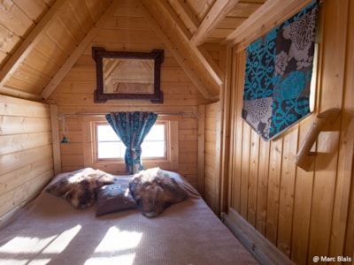 Refuge Finland with Scandinavian bath - shower and toilets