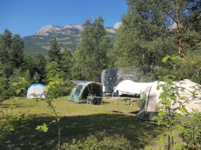 Standard pitch - 80 to 100 m²