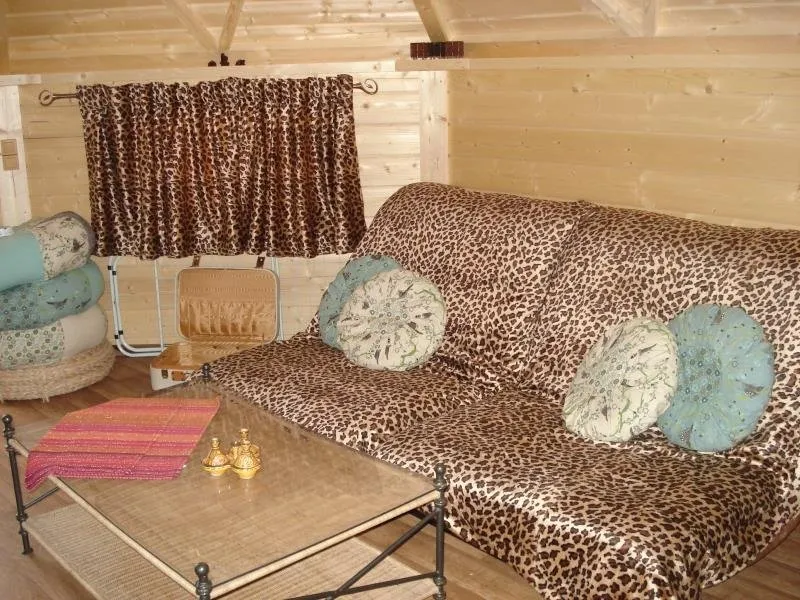 Refuge - Esprit Cabane - 4 Personnes - Sans Eau Ni Sanitaire