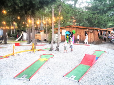 Camping-Caravaneige l'Iscle de Prelles