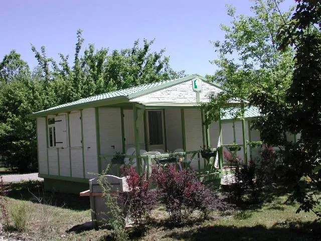 Chalet Club //Morea 2 Ch