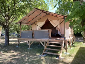 Huuraccommodatie(s) - Country Camp - Camping Municipal Le Bourniou