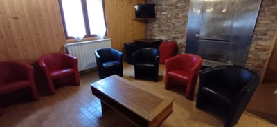 CHALET GROUPE — 4