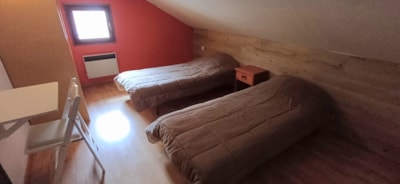 CHALET GROUPE — 9