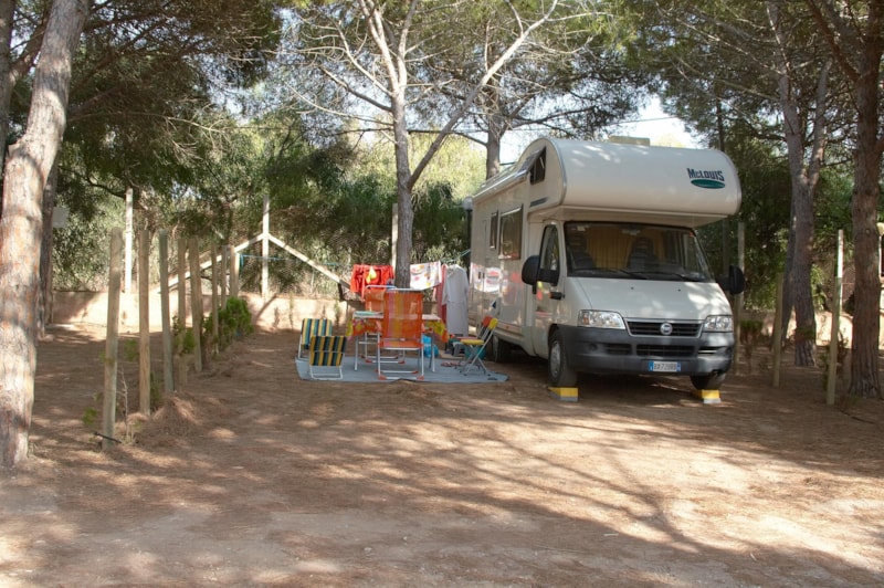 Emplacement: camping-car