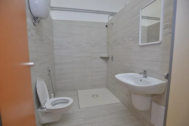 Emplacement Petite Tente (Canadienne Ou Igloo) + 1 Parking