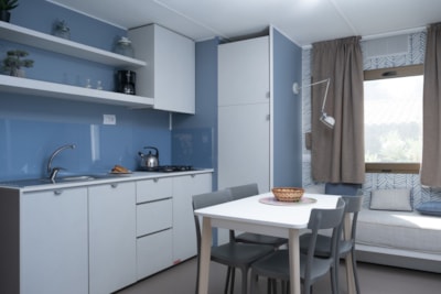 MOBILE HOME JUNIOR SUITE — 4