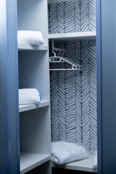 MOBILE HOME JUNIOR SUITE — 9