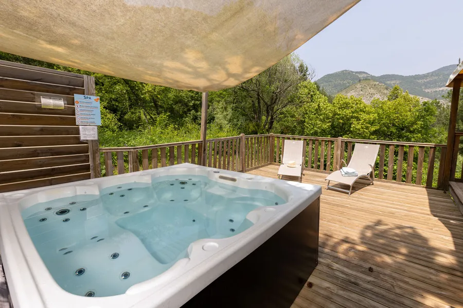 Location - Mobil Home Prestige Spa - 3 Chambres Dont 1 Suite Parentale - Draps, Serviettes Et Plancha - Camping Les Princes d'Orange