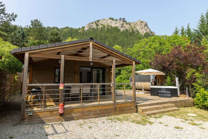 Chalet Ciela Exception SPA - 3 Schlafzimmer, davon 2 Elternschlafzimmer - Bettwäsche, Handtücher und Grill