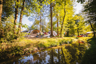 Camping Menina