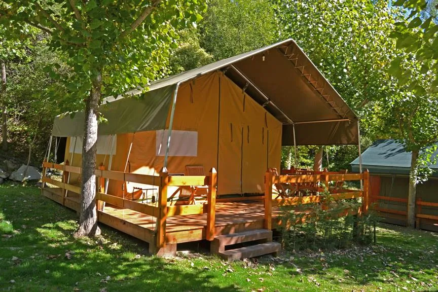 Accommodation - Luxury Tent Glamping - CAMPING VORAPARC