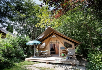 Tent Trappeur