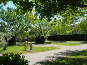 Emplacement - STOP ACCUEIL CAMPING-CAR - CAMPING LE MAS DU SARTRE
