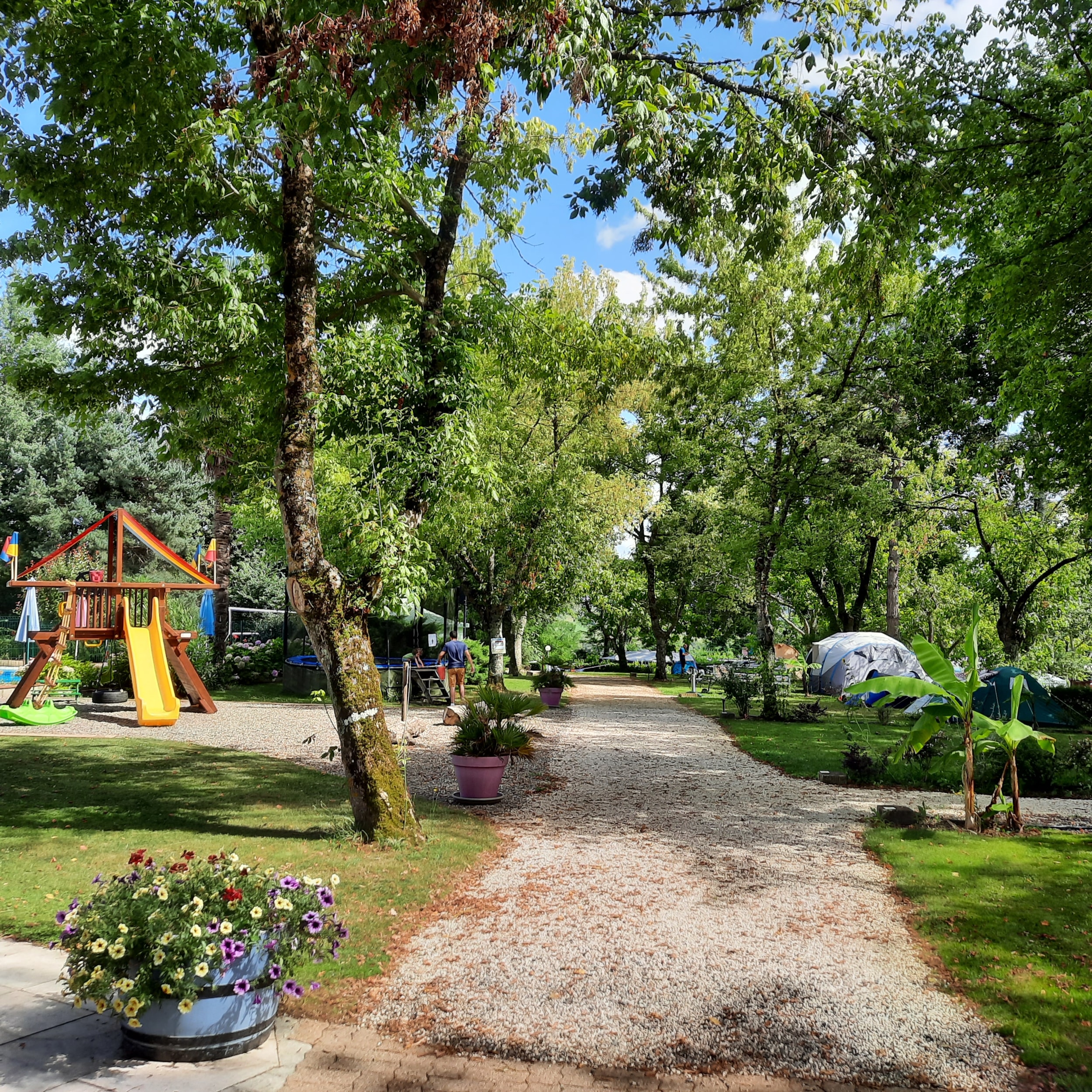 Le Domaine du CASTEX - Camping & Hébergement — Photo 3