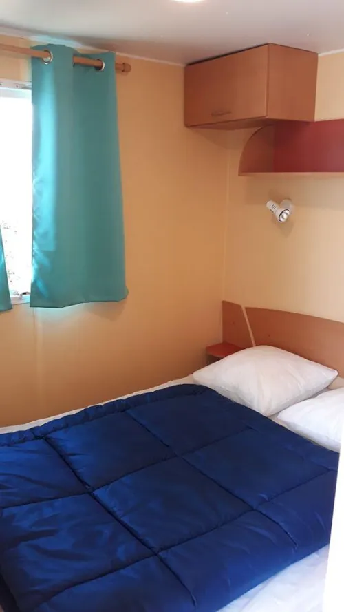 Accommodation - Mobile-Home Confort - 26M² - 2 Bedrooms - image n°4 - Domaine Camping  Les Roches