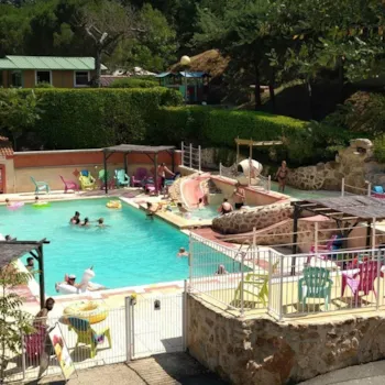 Domaine Camping  Les Roches - image n°2 - Camping Direct