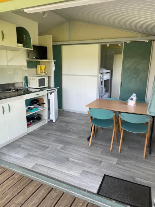 Accommodation - Chalet Cornas -32M²- 2 Bedrooms, 6 Single Beds With Reversible Air Conditioning - image n°7 - Domaine Camping  Les Roches
