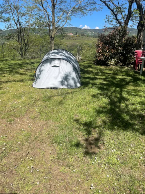 Pitch - Package 1 Person Only:  For Bike Or Motorbike With Small Tent On Shared Pitch - image n°2 - Domaine Camping  Les Roches