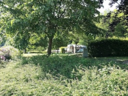 Établissement Camping Les Vignes, Arbois - Arbois