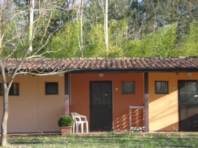 Bungalow — 2