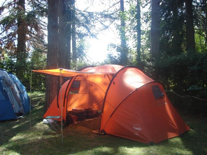 Emplacement - Tente Moyenne