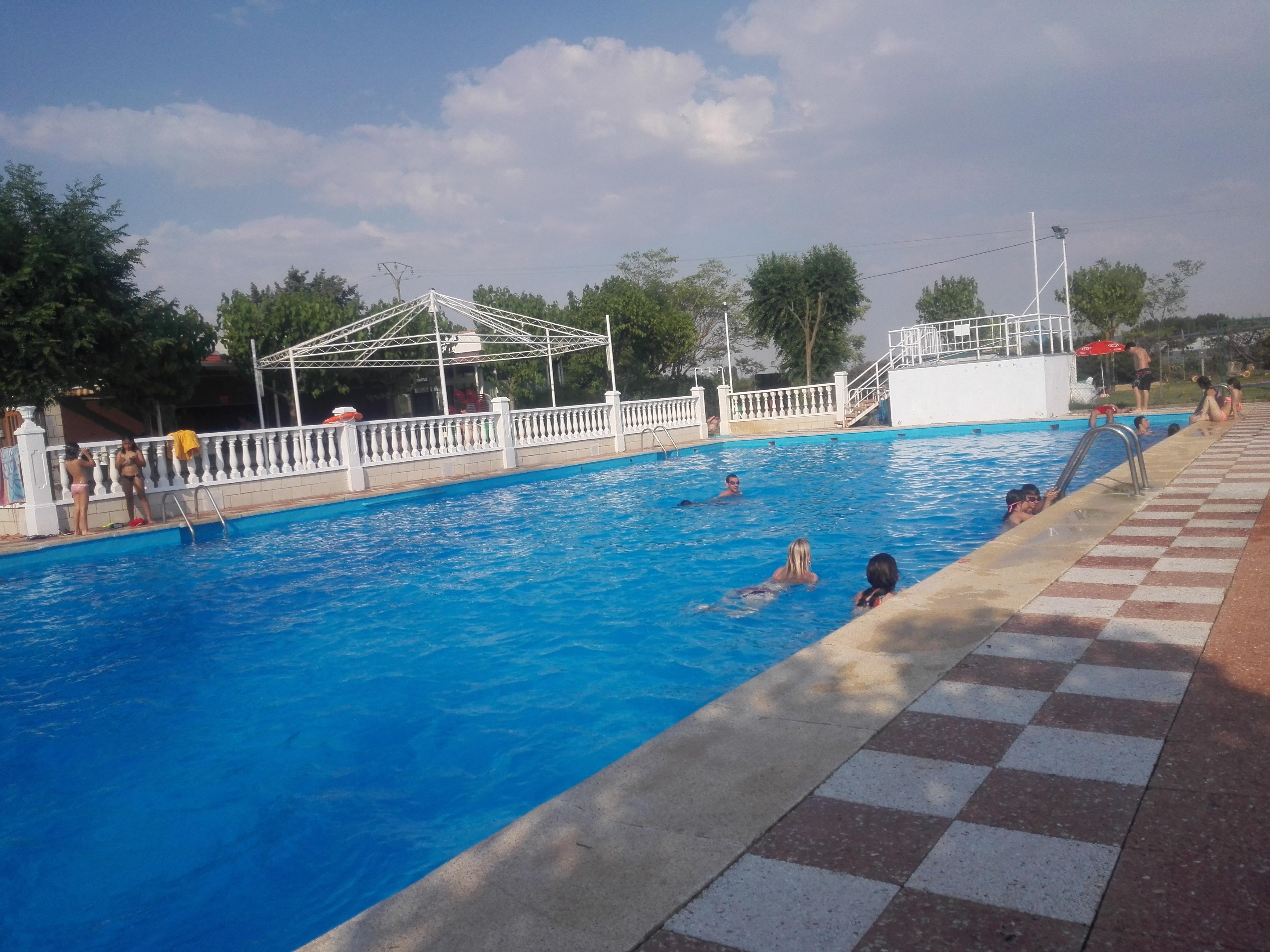 Baden Camping Cubillas - Cubillas De Santa Marta Baden Camping Cubillas - Cubillas De Santa Marta