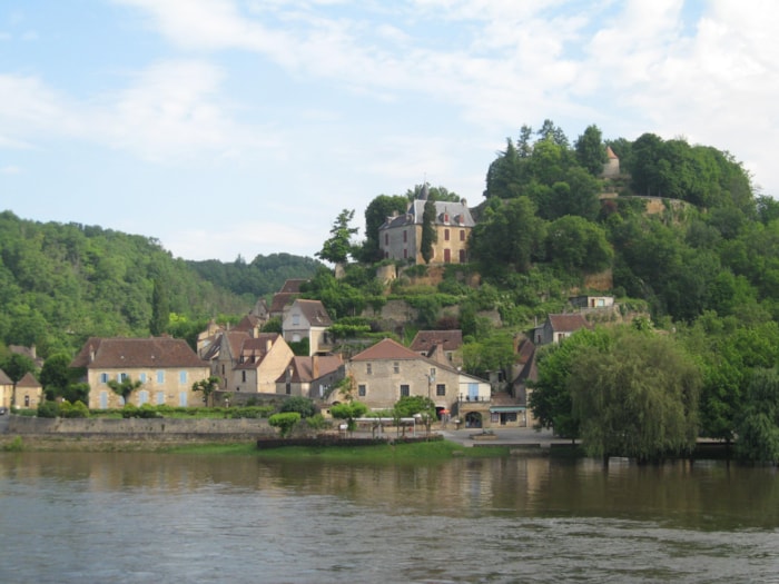Camping Naturiste Le Coteau de l'Herm Infos et réservation