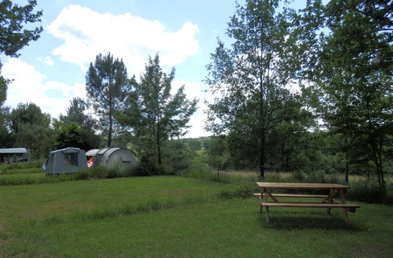 Camping Naturiste Le Coteau de l'Herm photo 5
