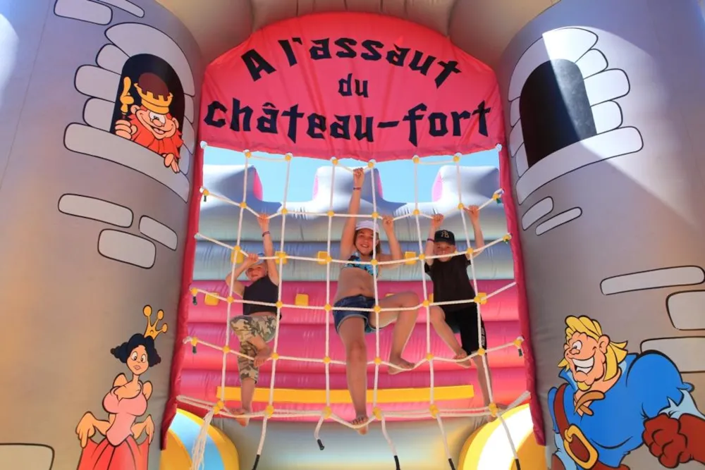Camping LE CHATEAU - image n°10 - Camping Direct