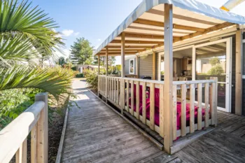 Mietunterkunft - Confort Pmr  - 2 Schlafzimmer 34M² Mit Terrasse - Camping LE CHATEAU