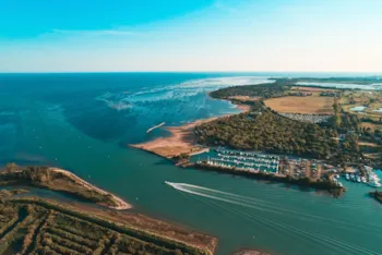 Club del Sole Tenuta Primero Grado Family Collection  - Ucamping