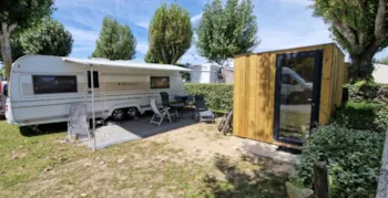 Stellplatz - Pauschale Prämie : Pauschale 2 Mit Sanitäranlagen + Eigener Küche - Camping La Prairie ****