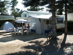 Parcela en camping 80-100m²