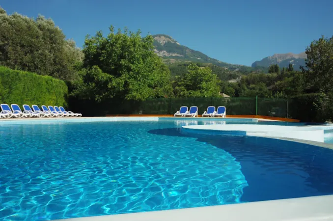 Camping Gîte Le Verger - Baratier 05 - image n°1 - Camping Direct