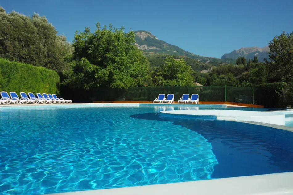 Camping Gîte Le Verger - Baratier 05