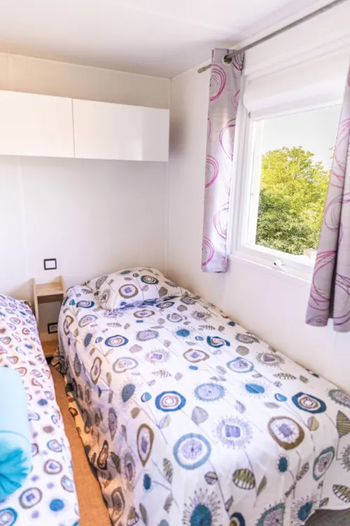 Huuraccommodatie(s) - Cottage Premium Famille - 33 M²- 3 Kamers - 6 Men - image n°3 - Camping La Résidence d'Eté