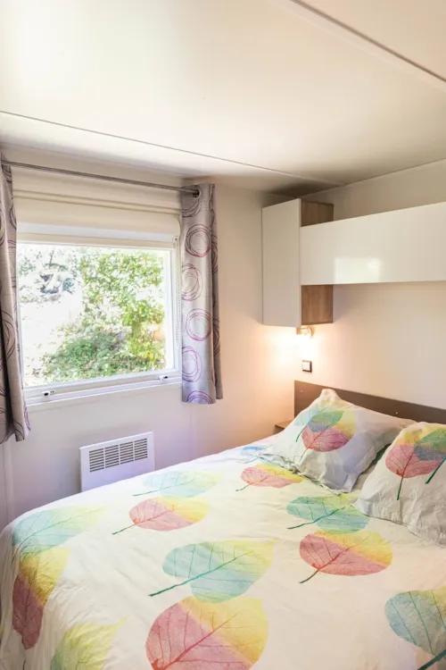 Huuraccommodatie(s) - Cottage Premium Famille - 33 M²- 3 Kamers - 6 Men - image n°4 - Camping La Résidence d'Eté