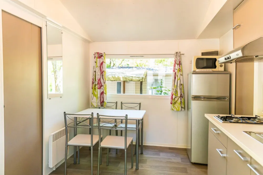 Accommodation - Cottage « La Petite Tribu » - 26 M² - 2 Bedrooms - 6 Pers - Plancha - image n°8 - Camping La Résidence d'Eté