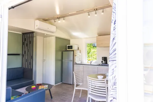Mietunterkunft - Cottage Prestige Famille Clim - 35 M² - 3 Zimmer - 6/8 Men - Klimaanlage & Plancha - image n°7 - Camping La Résidence d'Eté