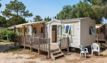 Mietunterkunft - Mobilheim Classic | 32M² | 3 Schlafzimmer | Hochterrasse - - Camping Marvilla Parks - La Palmeraie